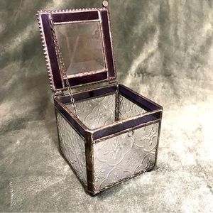 Glass Keepsake Box jewelry box Vintage Style Clear Glass Lid With A Chain